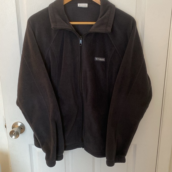 Fleece jacket excellent condition - Picture 7 of 7